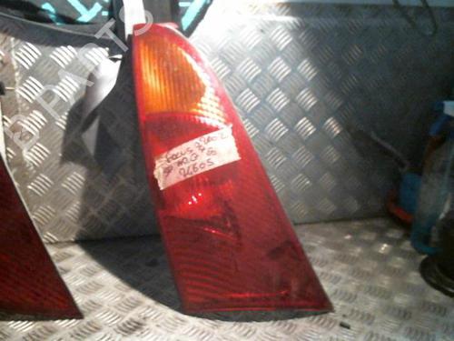 Used Left taillight FORD FOCUS I (DAW, DBW) [1998-2009]  22044907