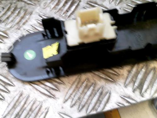 Used Right front window switch Right front window switch RENAULT CLIO IV (BH_) 1.5 dCi 75 (75 hp) 25259344 25259344