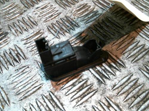 Used Left rear window switch VW GOLF VI (5K1) 1.4 TSI (122 hp) 20988048