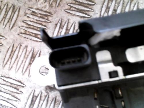 Used Switch Switch VW GOLF VI (5K1) 1.6 TDI (90 hp) 30677453 30677453