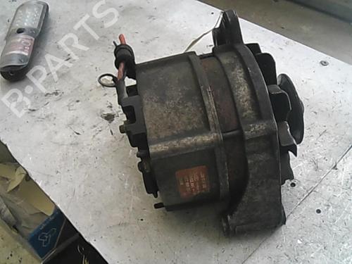 Used Alternator VW POLO II (86C, 80) 1.0 (45 hp) 22039334