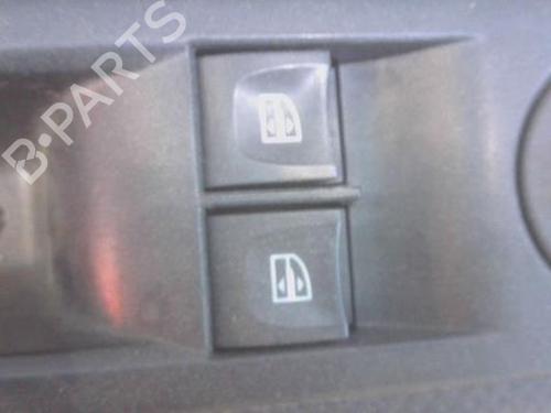 Used Switch Switch RENAULT TWINGO III (BCM_, BCA_) 1.0 SCe 75 (73 hp) 33700606 33700606
