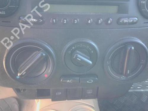 AC-Styringsenhed/Manøvreenhed VW NEW BEETLE Convertible (1Y7) 1.6 (102 hp) 30127563