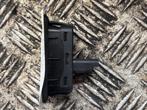 Switch RENAULT TWINGO II (CN0_) 1.2 TCe 100 (CN0P) | BP34394002I30 - Image 3