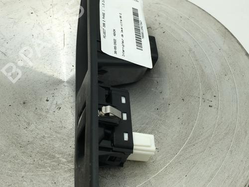 Used Left rear window switch Left rear window switch PEUGEOT 208 II (UB_, UP_, UW_, UJ_) 1.5 BlueHDI 100 (102 hp) 31333107 31333107