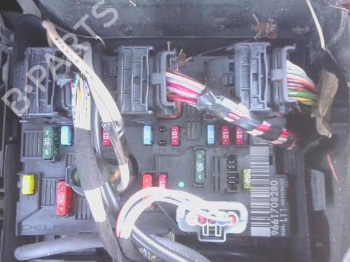 Used Fuse box Fuse box PEUGEOT 207 (WA_, WC_) 1.6 HDi (90 hp) 28689313 28689313