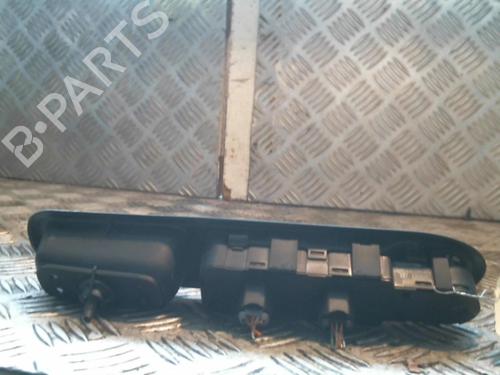 Used Switch Switch PEUGEOT 407 (6D_) 2.0 HDi 135 (6DRHRH, 6DRHRE, 6DRHRG, 6DRHRJ) (136 hp) 22039944 22039944