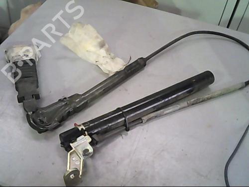 Used Front left belt tensioner OPEL CORSA B (S93) 1.2 i (F08, F68, M68) (45 hp) 31135294