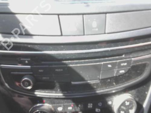 Used Radio Radio PEUGEOT 508 I (8D_) 2.0 BlueHDi 180 (180 hp) 36143452 36143452
