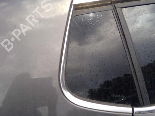 Panel rute bak høyre PEUGEOT 2008 I (CU_) 1.2 THP 110 / PureTech 110 (110 hp) 25768307