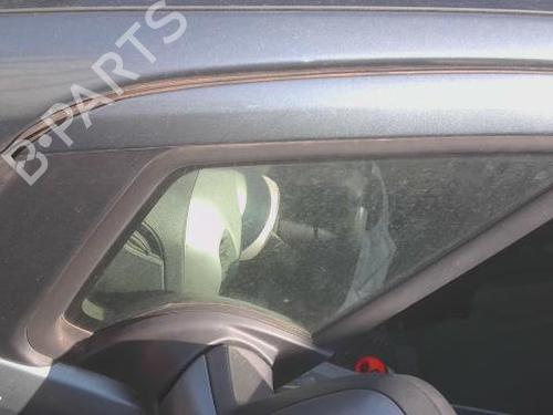 front-left-quarter-glass-peugeot-partner-tepee-2008-38112196 main image