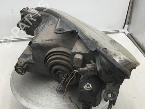 Right headlight PEUGEOT 206 Hatchback (2A/C) 2.0 HDI 90 | BP28422373C29