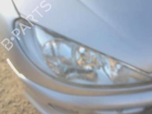 Used Right headlight PEUGEOT 206 Hatchback (2A/C) 1.4 HDi eco 70 (68 hp) 31642501