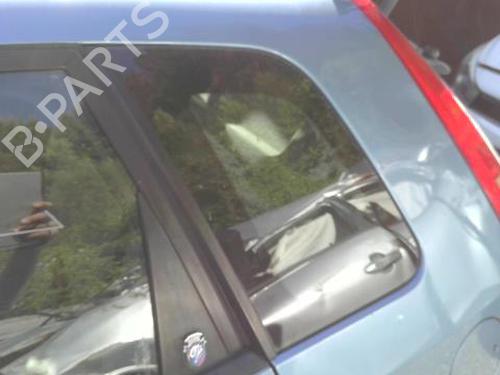 Panel rute bak venstre FORD FIESTA V (JH_, JD_) 1.4 16V (80 hp) 27357681