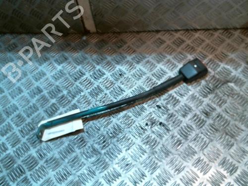 Engache cinturón Engache cinturón FORD TRANSIT Van (T_ _) 2.0 (TAL, TAS, TGL, TWS) (78 hp) 22040381 22040381