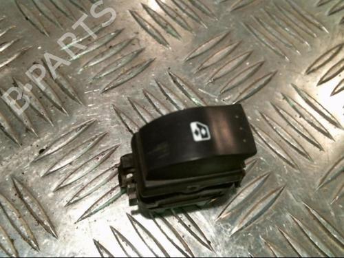 Used Right front window switch Right front window switch RENAULT CLIO II (BB_, CB_) 1.5 dCi (B/C2J) (68 hp) 30792461 30792461