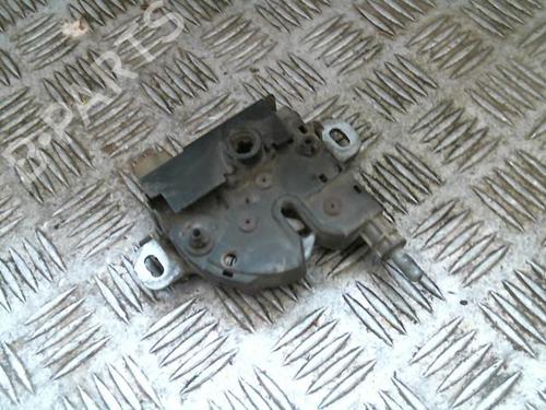 Used Hood lock FORD FOCUS I (DAW, DBW) 1.8 Turbo DI / TDDi (90 hp) 22044076