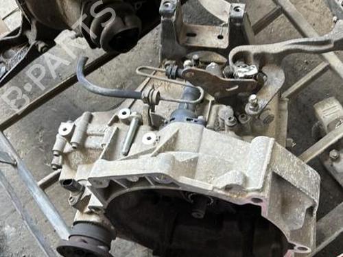 Used Gearbox VW POLO IV (9N_, 9A_) 1.2 12V (64 hp) 22043732