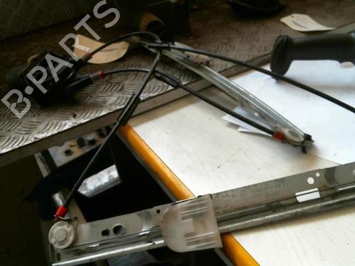 Used Front right window mechanism FORD FIESTA VI (CB1, CCN) 1.5 TDCi (75 hp) 20994392