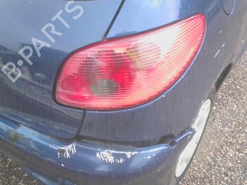 Used Right taillight Right taillight PEUGEOT 206 Hatchback (2A/C) 1.1 i (60 hp) 28382427 28382427