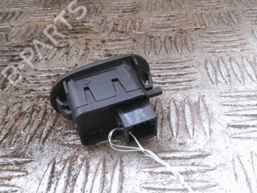Used Right front window switch Right front window switch CITROËN C3 I (FC_, FN_) 1.4 16V (88 hp) 23803057 23803057
