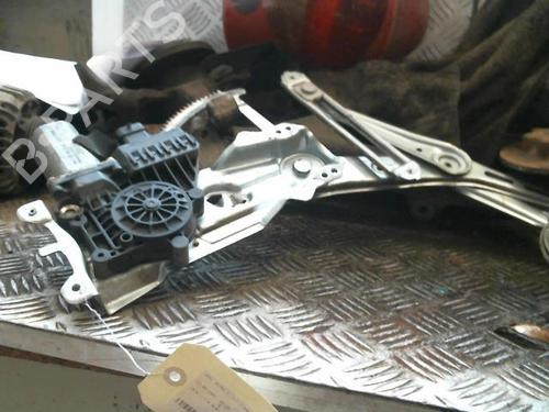 Used Front left window mechanism OPEL ASTRA G Hatchback (T98) 1.7 DTI 16V (F08, F48) (75 hp) 22042078