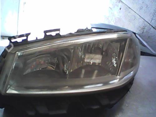Used Left headlight RENAULT MEGANE II (BM0/1_, CM0/1_) 1.9 dCi (BM0G, CM0G) (120 hp) 22036592