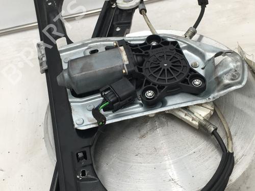 Used Front left window mechanism MERCEDES-BENZ C-CLASS (W203) C 200 CDI (203.004) (116 hp) 28382474