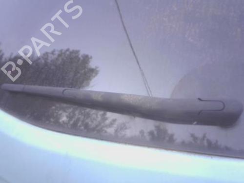 Used Rear windshield wiper arm Rear windshield wiper arm SSANGYONG KYRON 2.7 Xdi 4x4 (165 hp) 33015555 33015555
