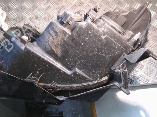 Right headlight RENAULT CLIO III (BR0/1, CR0/1) 1.5 dCi (BR17, CR17) | BP30127427C29