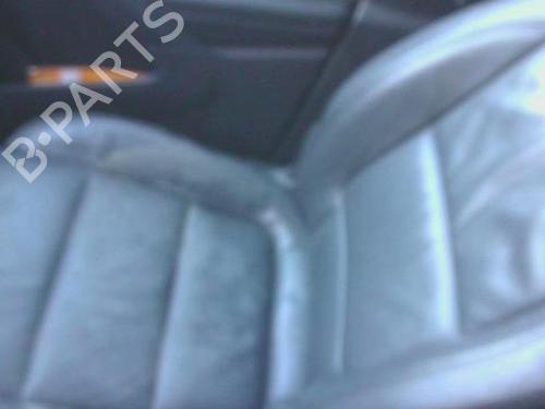 Siège avant droit VW TIGUAN (5N_) 2.0 TDI (140 hp) 30645431