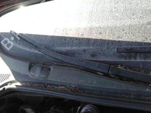 Used Front windshield wiper arm AUDI A3 (8P1) 2.0 TDI 16V quattro (140 hp) 27172504