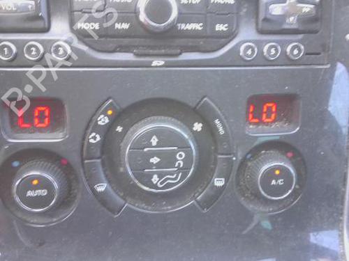 Used Climate control Climate control 38454119 38454119