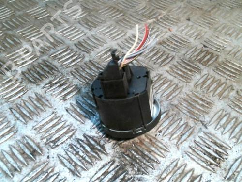 Used Headlight switch Headlight switch VW PASSAT B6 Variant (3C5) 2.0 TDI 16V (140 hp) 22038424 22038424