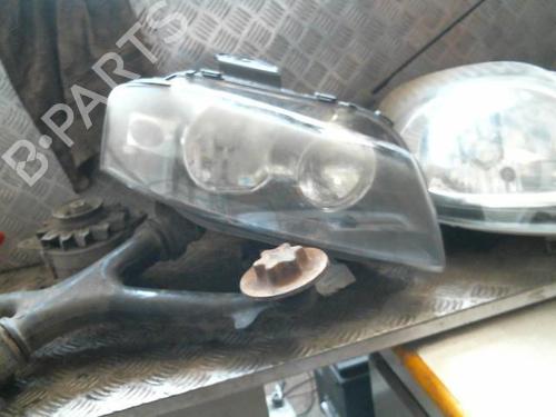 Used Right headlight AUDI A3 Sportback (8PA) 2.0 TDI 16V (140 hp) 20988640
