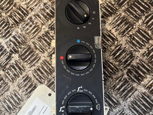 Used Climate control Climate control 37280376 37280376