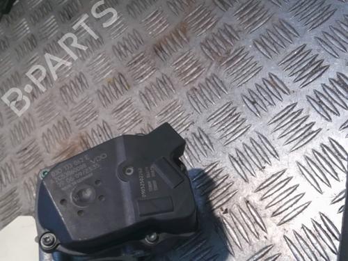 Spjældhus VW POLO IV (9N_, 9A_) 1.2 (60 hp) 29977901