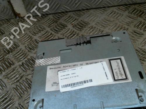 Used Radio Radio CITROËN C4 I (LC_) 1.6 16V (109 hp) 20986457 20986457