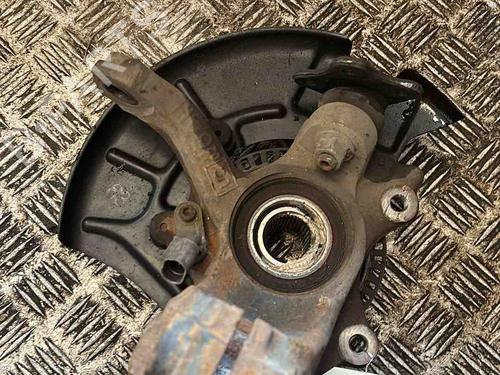 Used Right front steering knuckle Right front steering knuckle 36240598 36240598