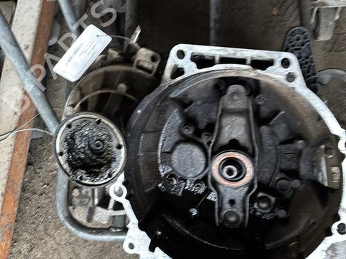 Girkasse VW PASSAT B6 Variant (3C5) 2.0 TDI 16V (140 hp) 27655348