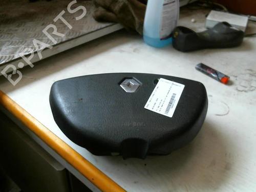 Used Driver airbag RENAULT MASTER II Van (FD) 2.5 dCi (120 hp) 20997336