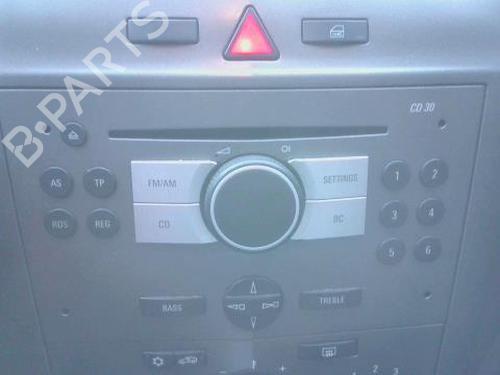 Used Radio OPEL ZAFIRA / ZAFIRA FAMILY B (A05) 1.9 CDTI (M75) (120 hp) 31183732
