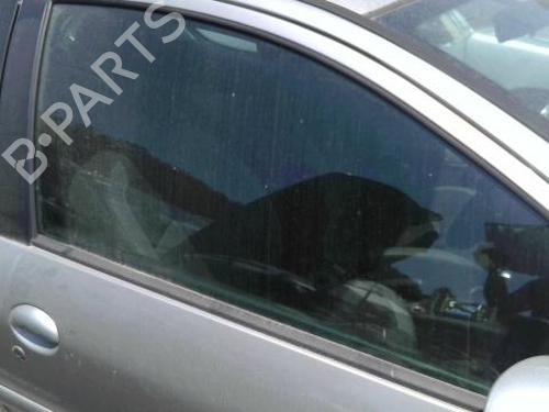 Used Front right door window PEUGEOT 206 Hatchback (2A/C) 1.6 16V (109 hp) 27207457