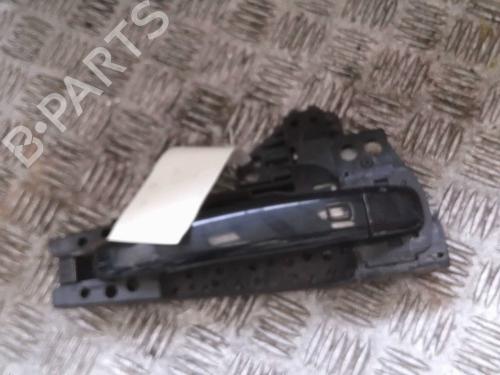 front-right-exterior-door-handle-audi-a4-b8-8k2-2007-2008-2009-2010-2011-2012-2013-2014-2015-2016-2017-23799586 main image