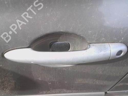 Türgriff vorne links außen für RENAULT CLIO III (BR0/1, CR0/1) 1.5 dCi (C/BR0G, C/BR1G) (68 hp) 29889208