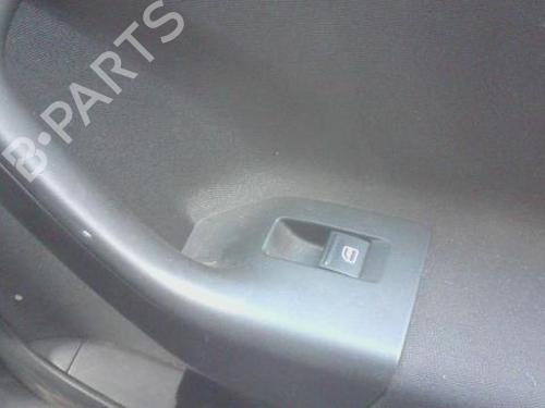 Used Right rear window switch VW GOLF PLUS V (5M1, 521) 1.6 TDI (105 hp) 28495595