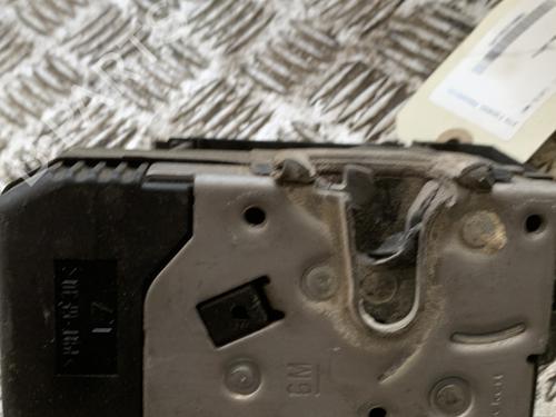 Used Switch Switch RENAULT TRAFIC II Van (FL) 1.9 dCi 80 (FL0B) (82 hp) 33539073 33539073