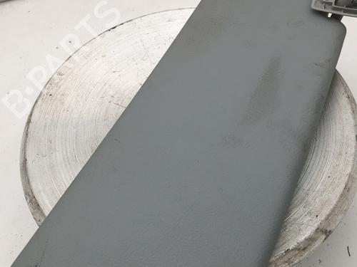 Used Right sun visor Right sun visor RENAULT LAGUNA I (B56_, 556_) 2.2 dT (B569) (113 hp) 31135490 31135490
