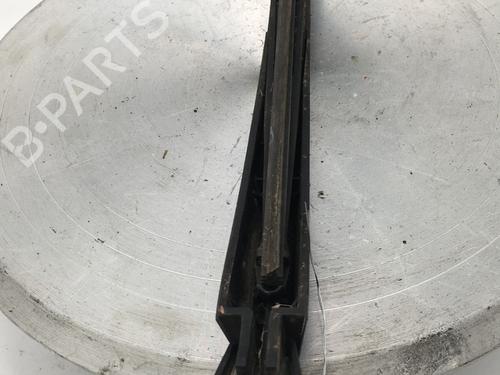 Brazo limpia trasero Brazo limpia trasero CHATENET CH26 Hatchback (CHT26) 0.5 D (5 hp) 31709497 31709497