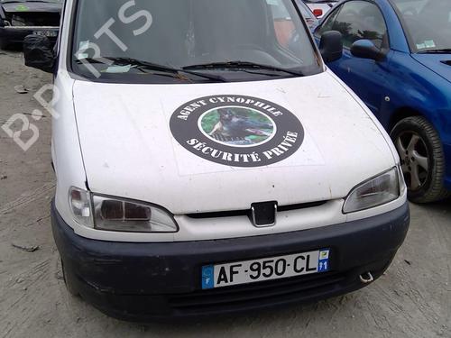 Left mirror PEUGEOT PARTNER Box Body/MPV (5_, G_) 1.9 D | BP22042815C26